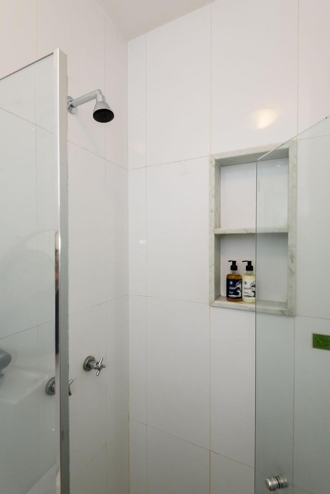 Amplo 3qtos A 150m Da | Nsc 1236/1107 Apartamento